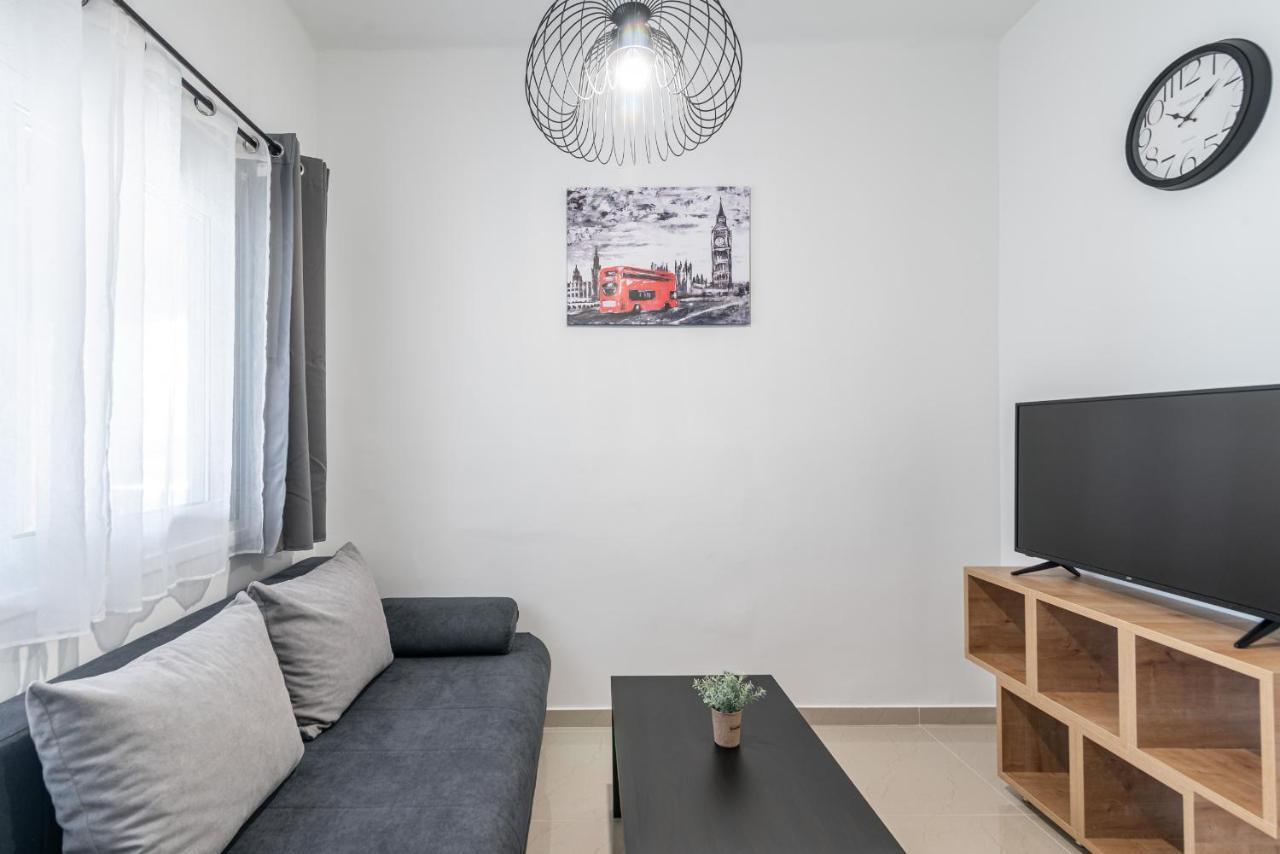 Blue Riviera Villas & Suites - Alimos 2 Αθήνα Εξωτερικό φωτογραφία